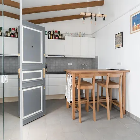 Cozy And Modern In شقة باريس